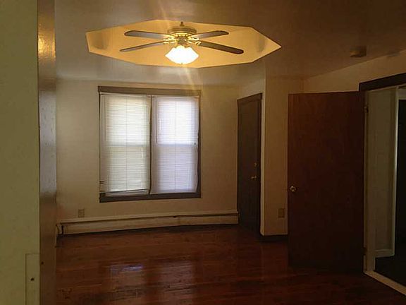 3rd image of 210 Fuller Ave