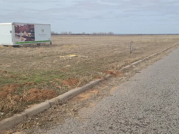 4601 Palmer Dr N, Vernon, TX 76384