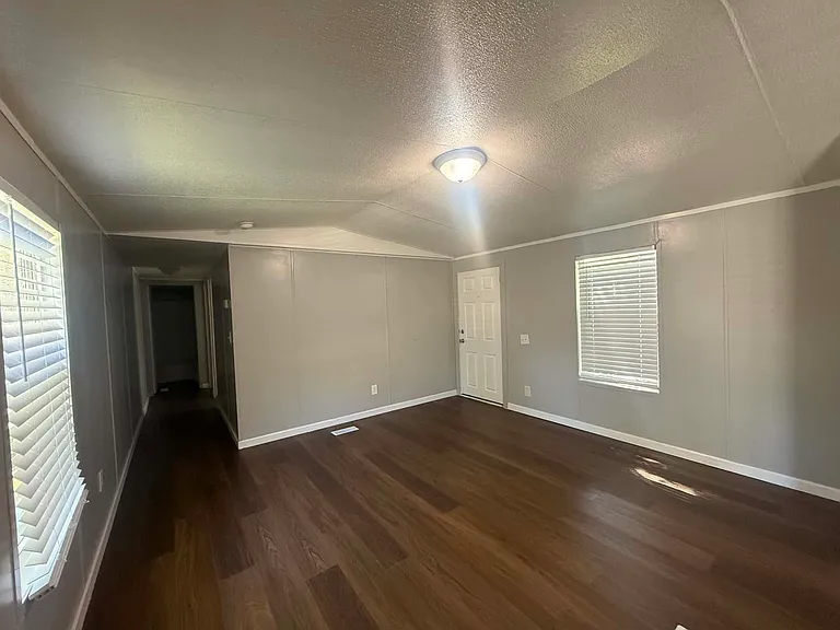 Lincoln Place — Photo 18