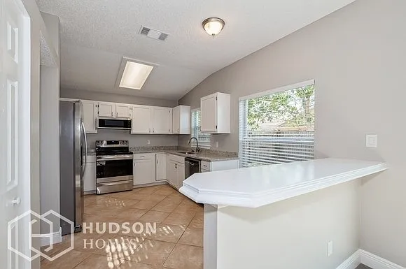 11220 Huxley Ave — Photo 5