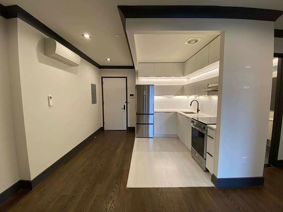 1st image of 1076 Bergen St #4B