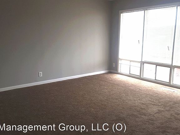 5th image of 2201 Edgelea Dr