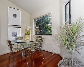 Dining area :: 1200 Clayton St. #8