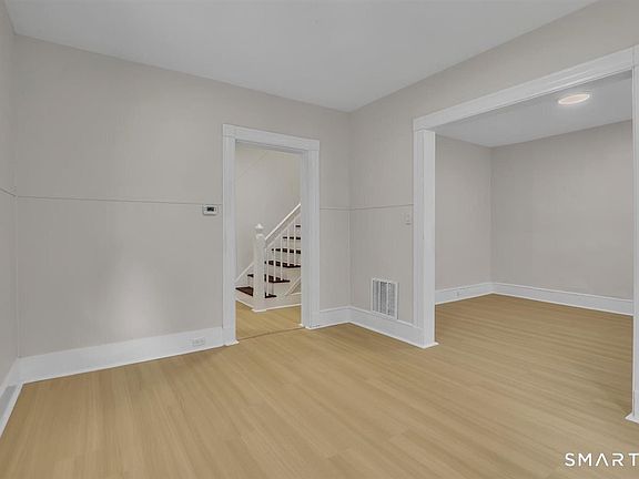 4th image of 97 Goodyear Street