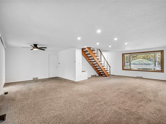 4th image of 4915 Fairlawn Rd