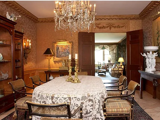 Sold by Sotheby's International Realty | media 1