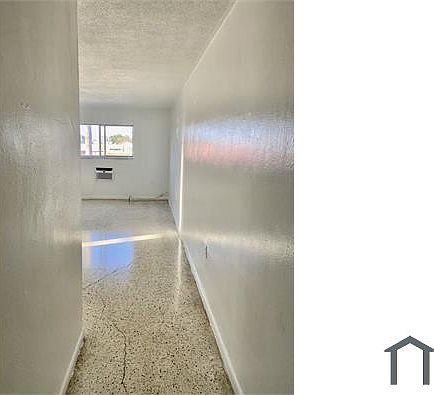 2nd image of 3800 E 4th Ave APT 4