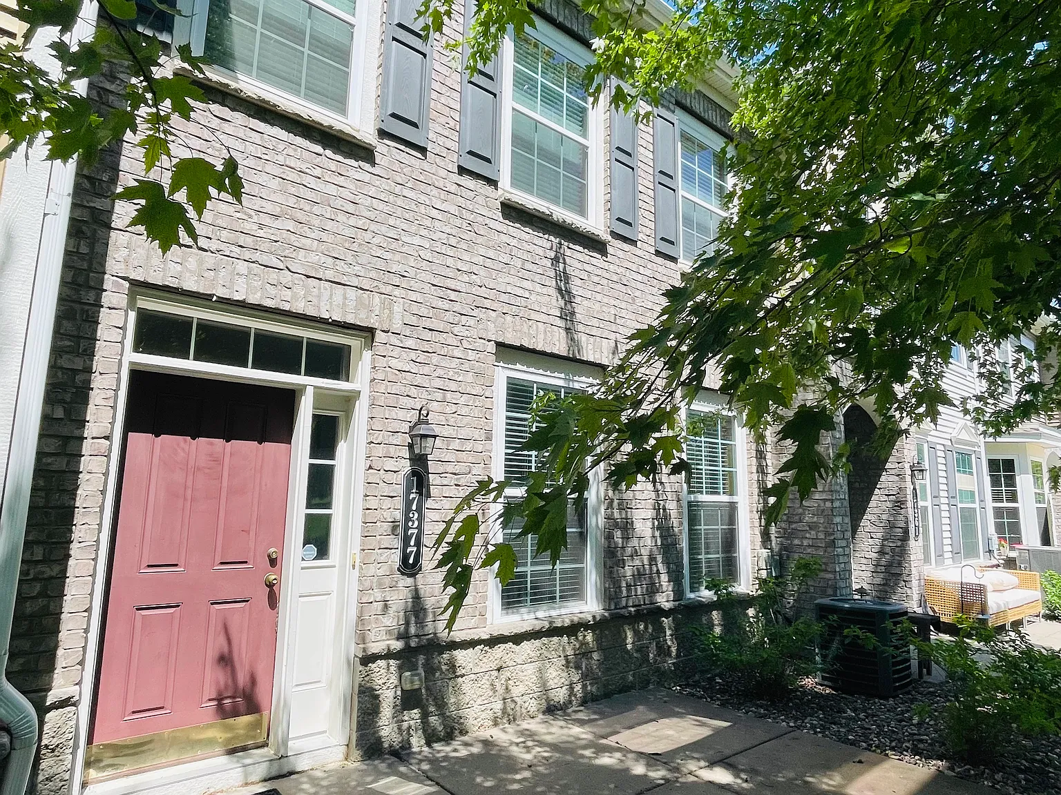 3 bed, 2.5 bath, 1595 sqft, $2,500 — Photo 1