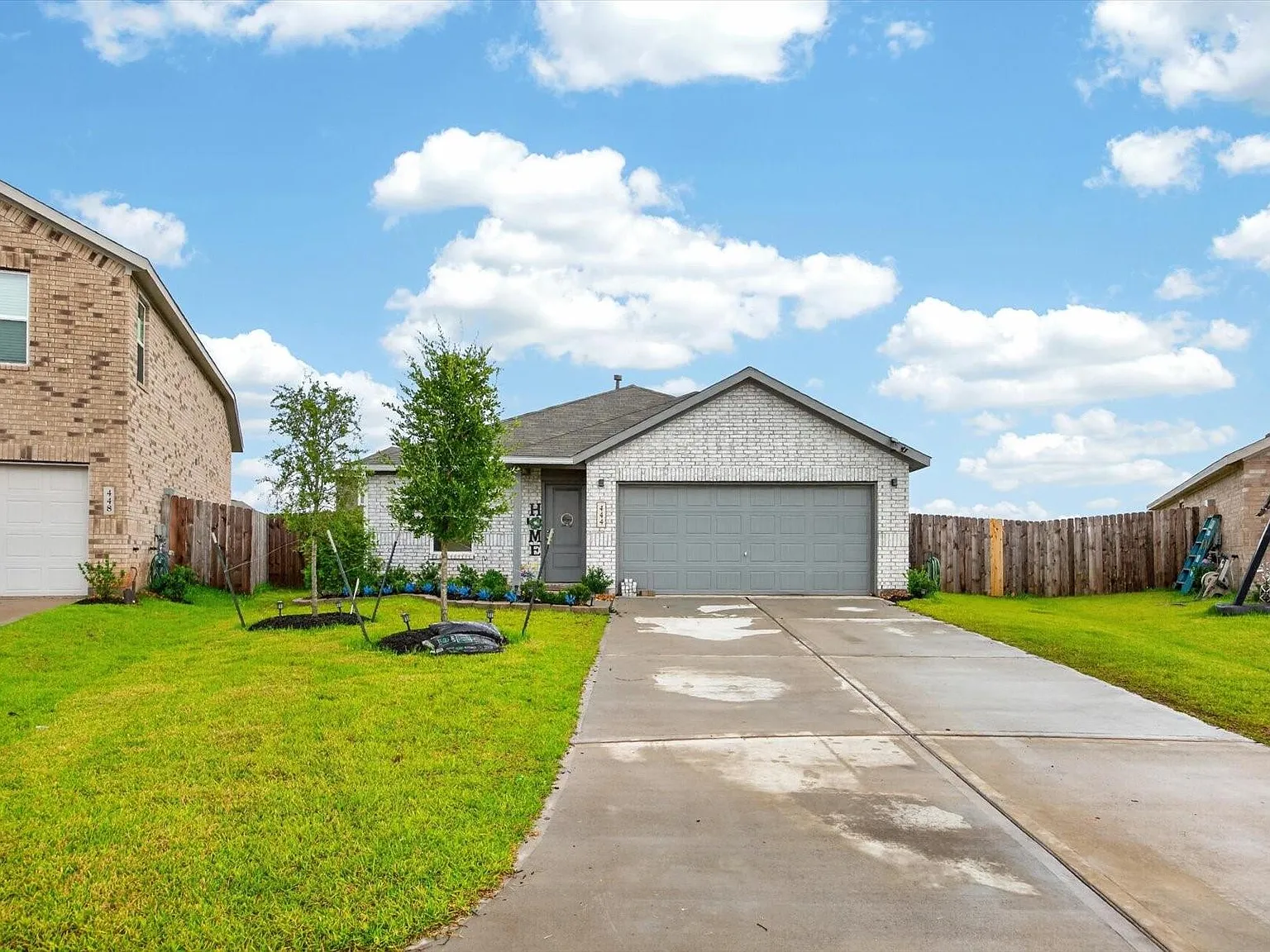 4 bed, 2.0 bath, 1760 sqft, $2,200 — Photo 3