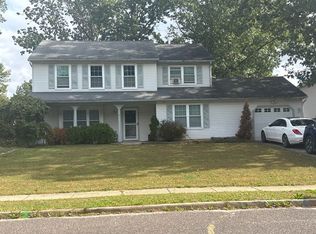 5 Aspen Rd, Sicklerville, NJ 08081
