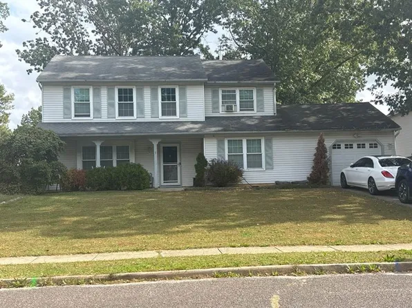 5 Aspen Rd, Sicklerville, NJ 08081