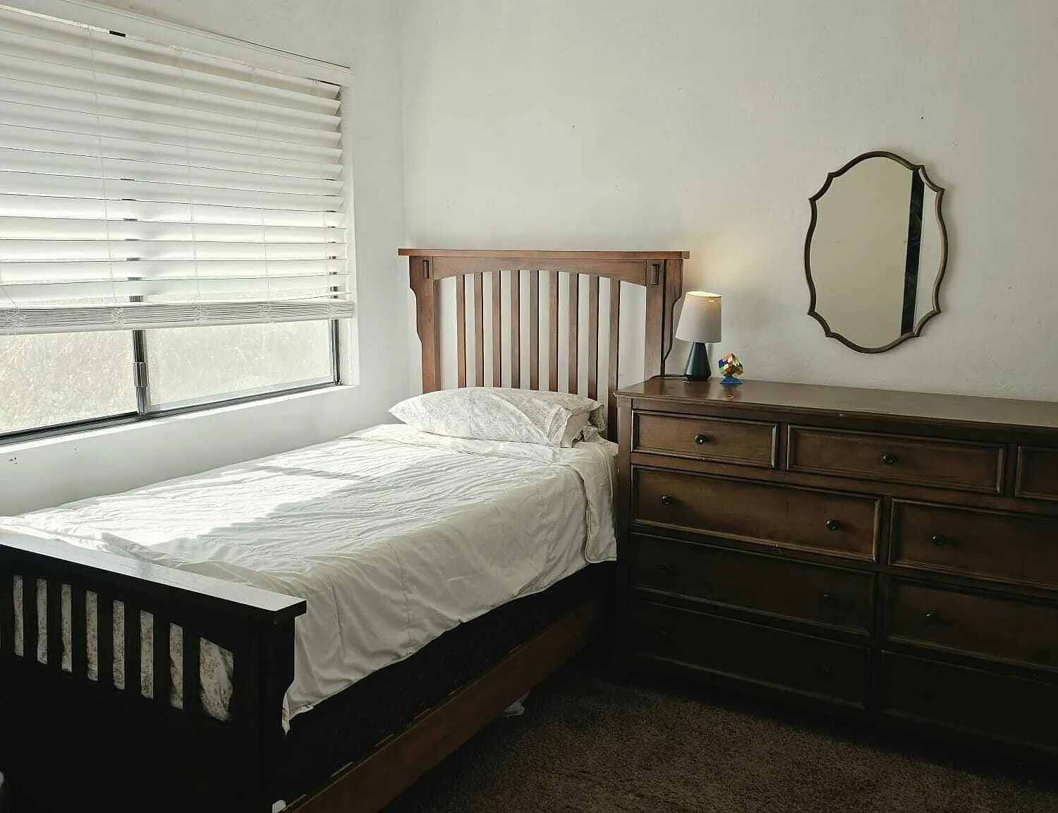 4 bed, 2.5 bath, 2198 sqft, $2,599 — Photo 4
