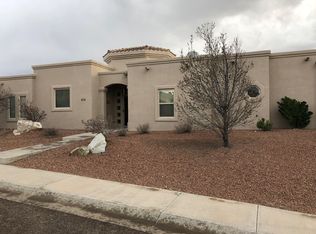 612 La Melodia Dr, Las Cruces, NM 88011