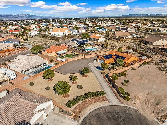 3rd image of 2419 E Pawnee Circle