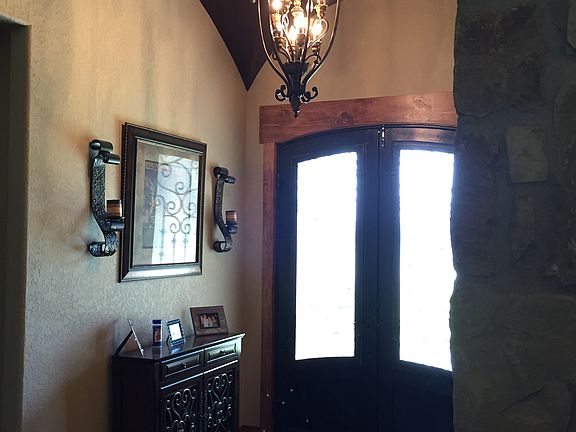 Double groin vault ceiling