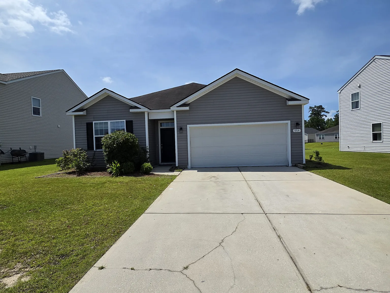 884 Hayes Point Circle — Photo 2