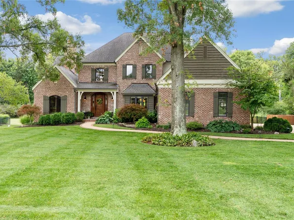 622 Chamblee Ln, Saint Louis, MO 63141
