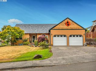 1720 Cooper St, Seaside, OR 97138