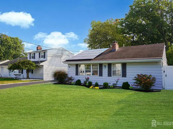 138 Mary Ave, Fords, NJ 08863