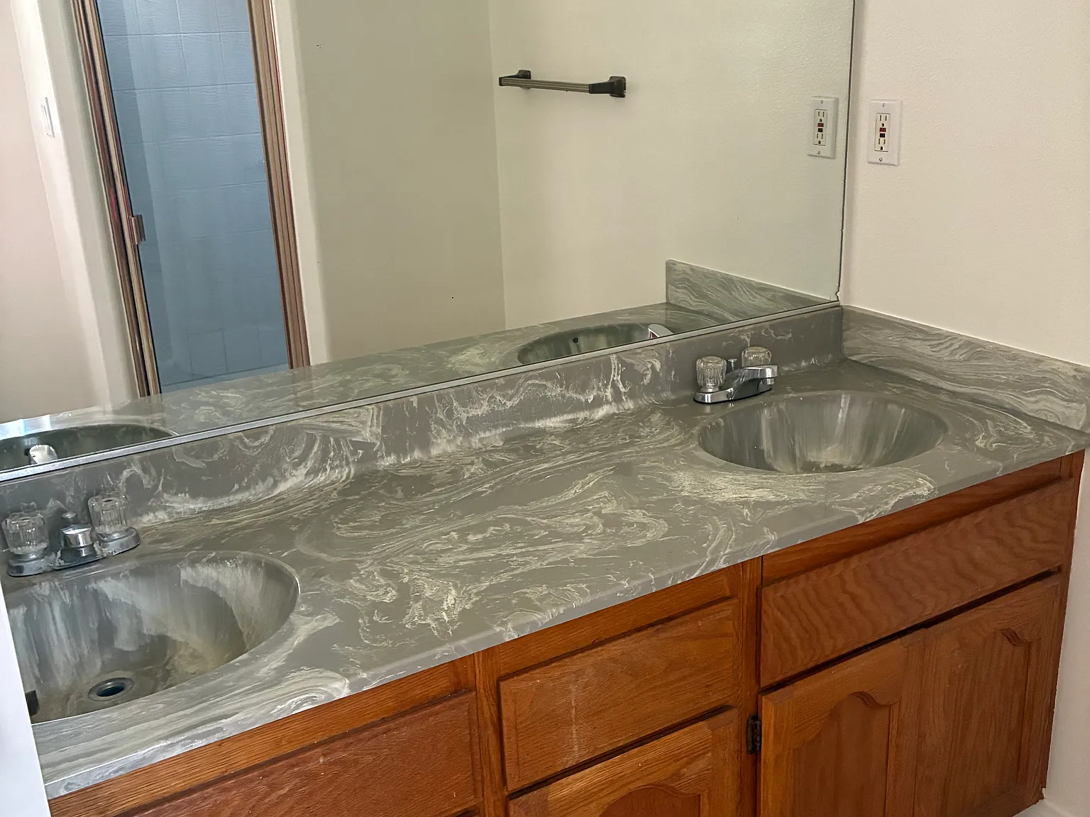 3 bed, 2.5 bath, 1760 sqft, $3,500 — Photo 4