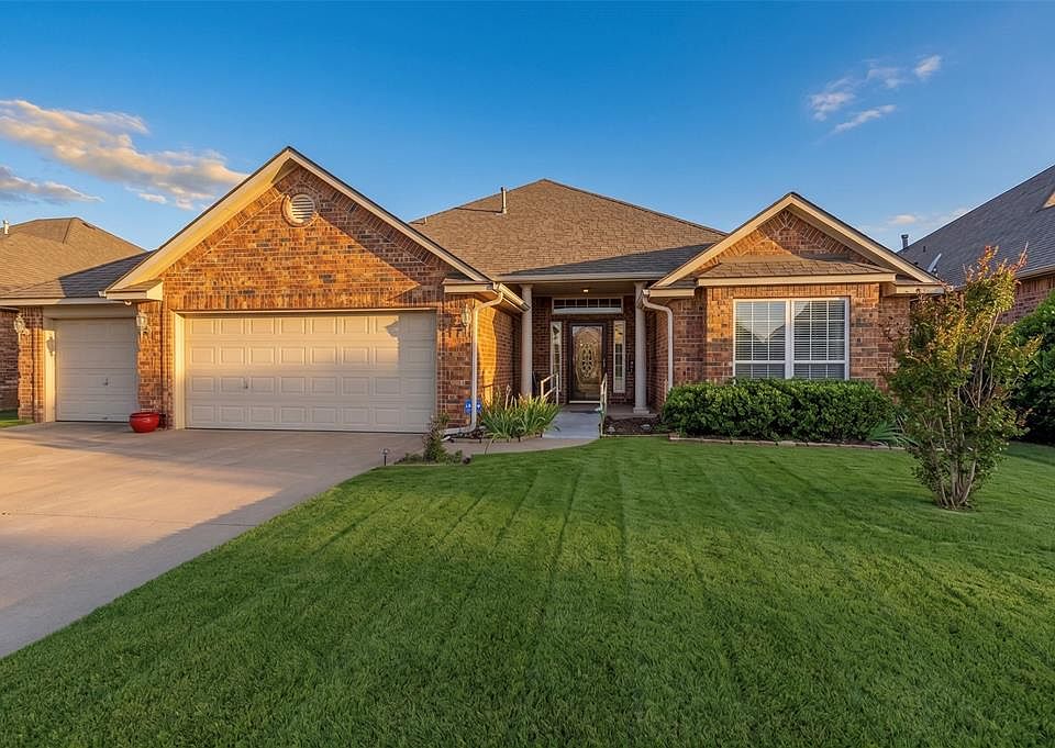 1st image of 16609 Valderama Way