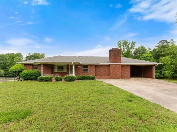 2626 Little River Park Rd, Gainesville, GA 30506