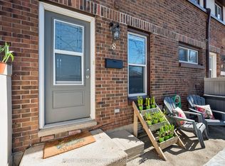 86 Burns Dr #8, Guelph, ON