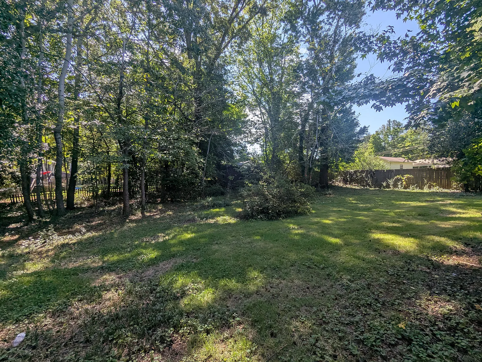 3 bed, 1334 sqft, $1,695 — Photo 4