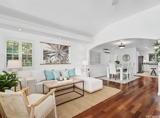 2011 Puowaina Dr, Honolulu, HI 96813