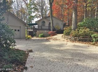 414 River Creek Rd, Wirtz, VA 24184