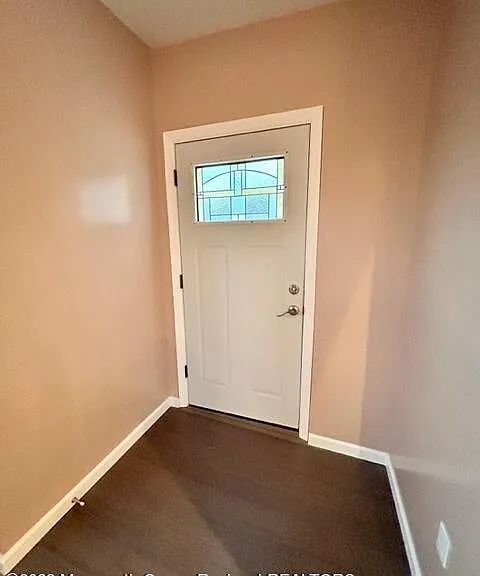 403 Cedar Ave — Photo 15