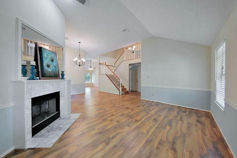 2nd image of 4711 Plymouth Way