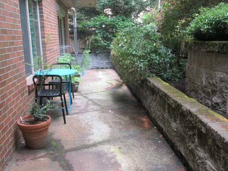 700 E Denny Way #202 — Photo 12