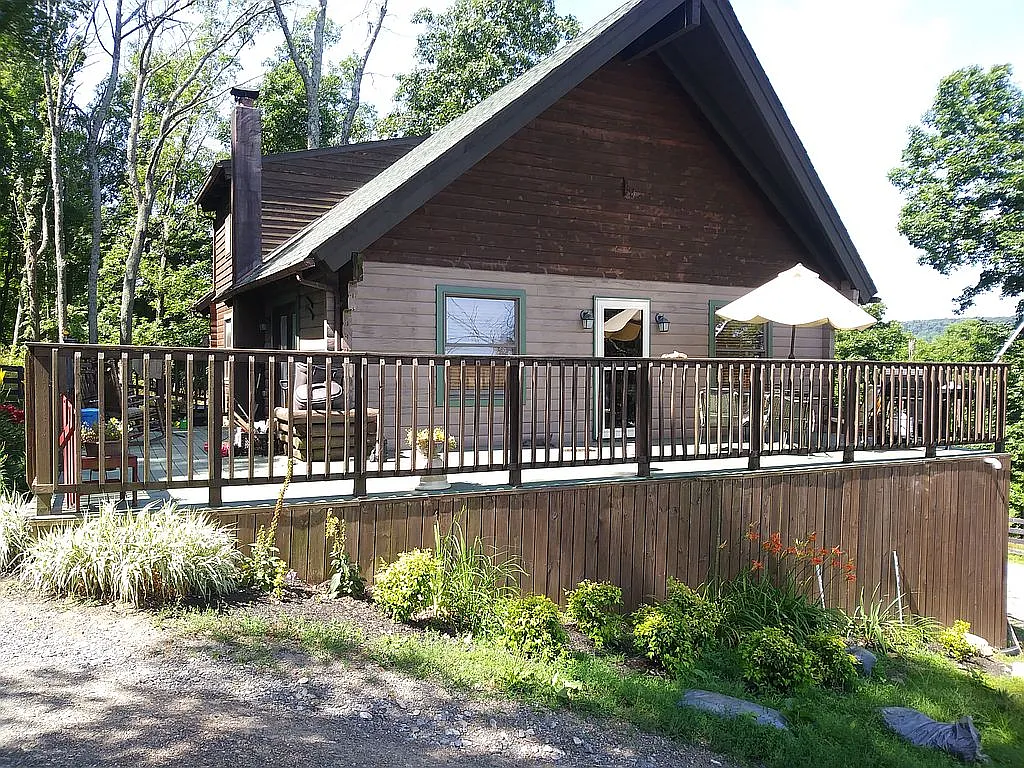 361 Fawcetts Run Ln photo 1
