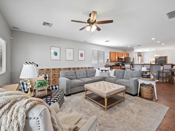 8167 S Placita Bilbao, Tucson, AZ 85747