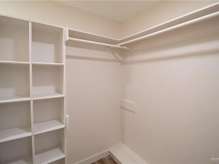 1615 Gloria Ann Dr — Photo 14