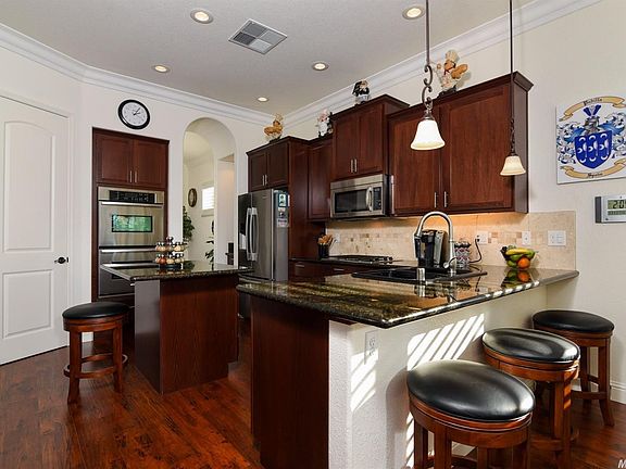 4th image of 4709 Dewey Orchard Ct