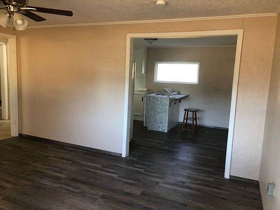 2nd image of 115 Nancy Dr