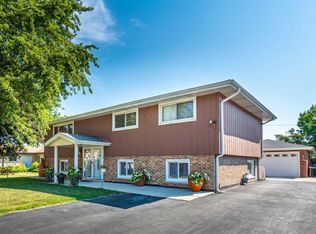 7539 Cronin Ave, Justice, IL 60458