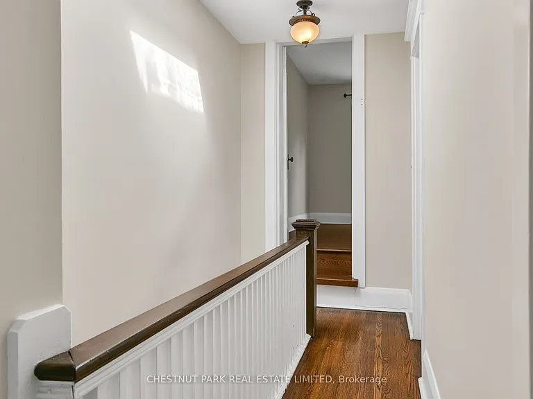 484 Merton St — Photo 24