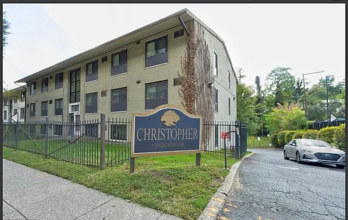 3105 Naylor Rd SE Photo 1