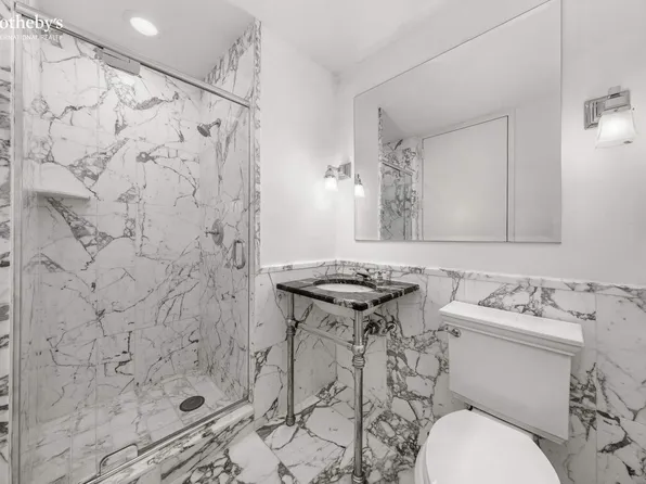 401 East 60th Street image 16 of 28