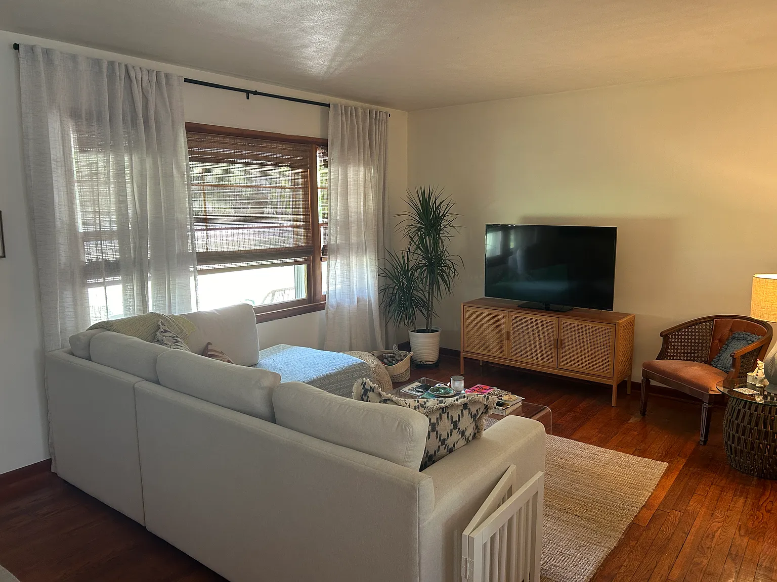 185 Roberts Rd — Photo 3