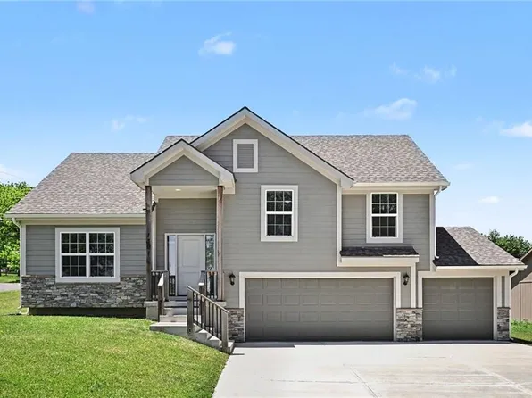 1301 W Concord Dr, Plattsburg, MO 64477