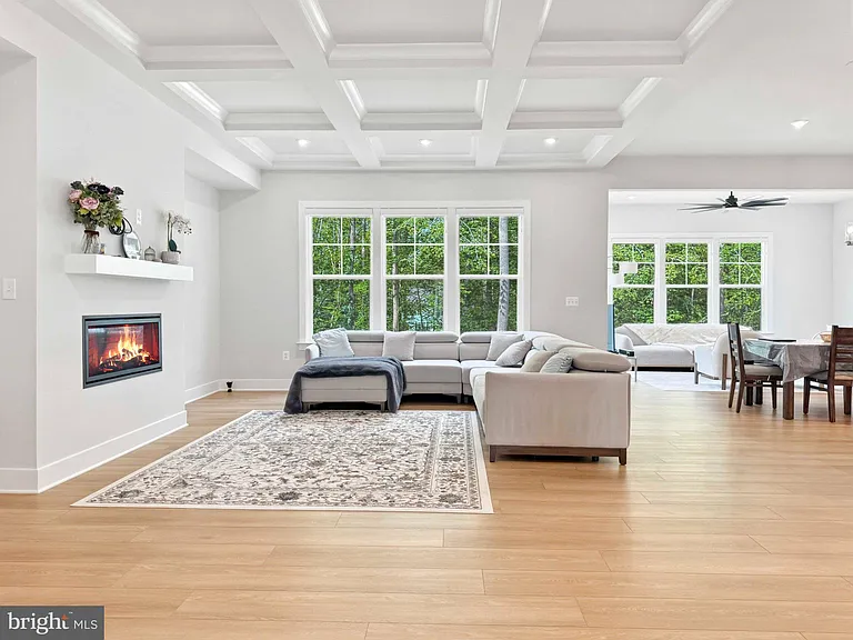 8642 Sycamore Springs Way — Photo 3