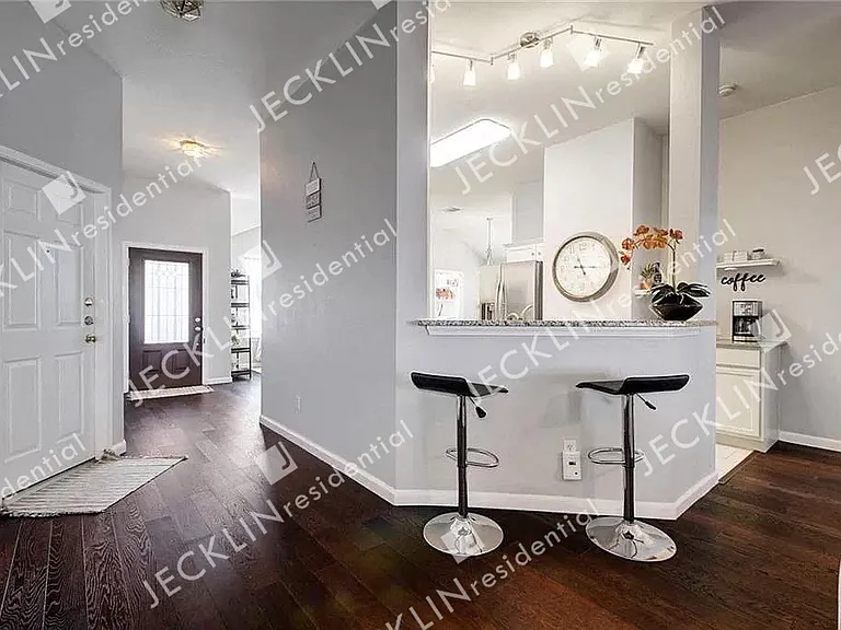 2415 Candle Ridge Trl — Photo 10