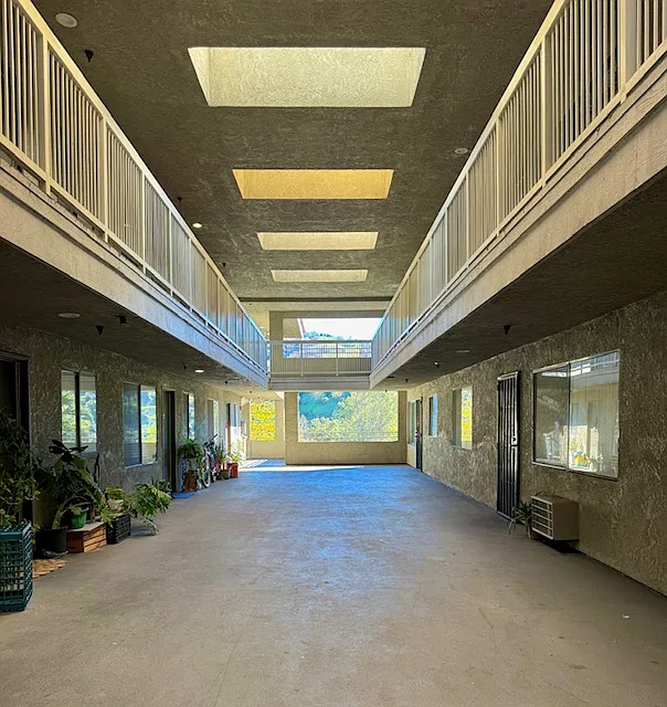 5000 Echo Street — Photo 2