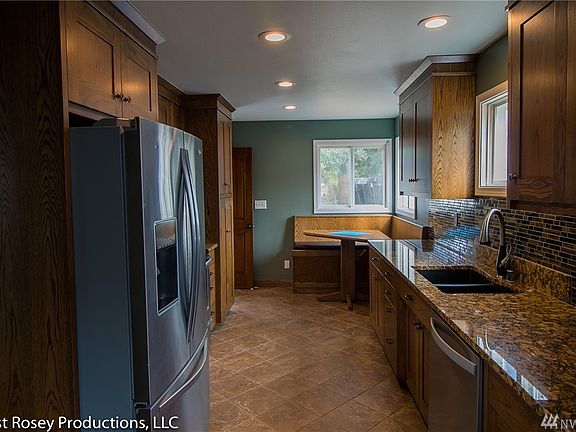 2nd image of 2218 S 132nd St
