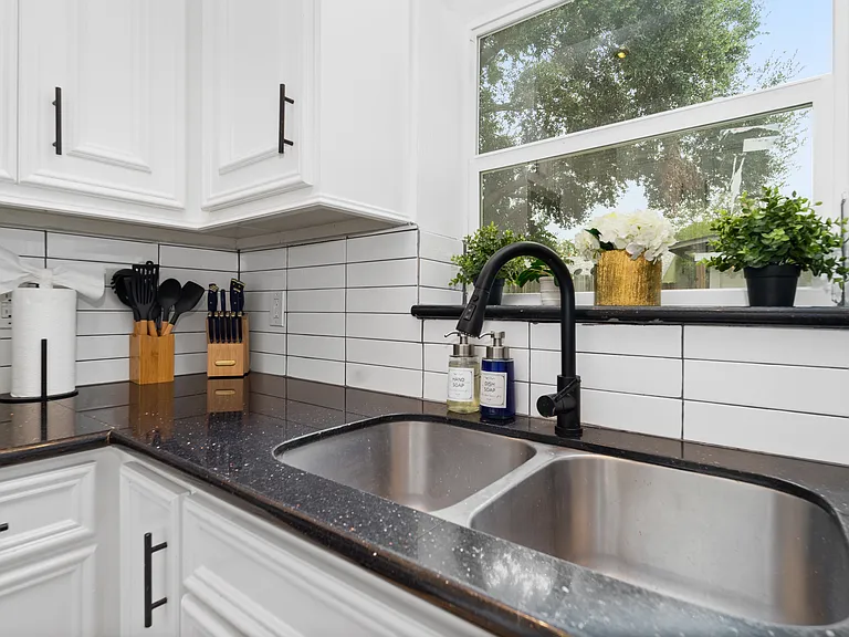 4415 Field Meadow Dr — Photo 27