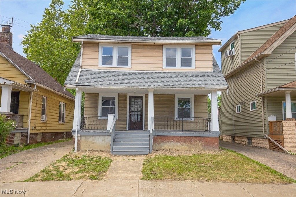 Real estate listing image
